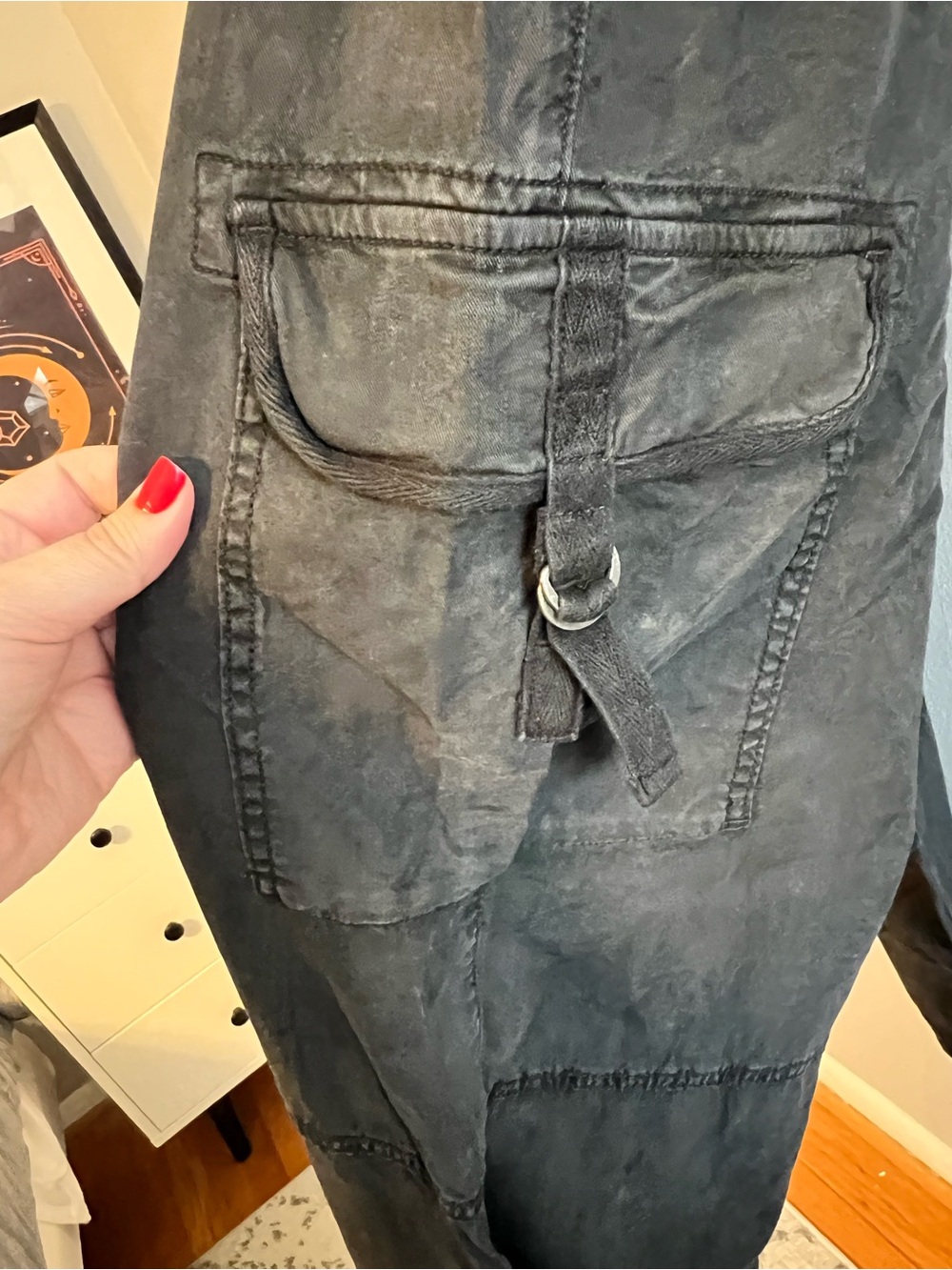 American Eagle Super High Rise Baggy Wide Leg Cargo Pants - Women’s 20 - Picture 4 of 9